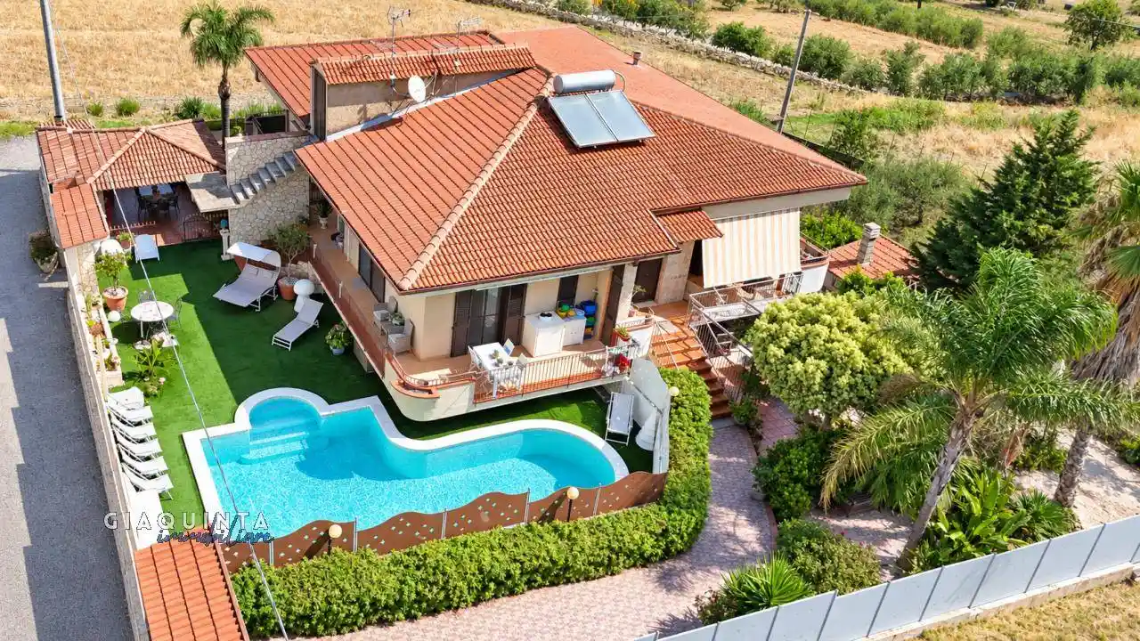 Villa in vendita a Ramacca