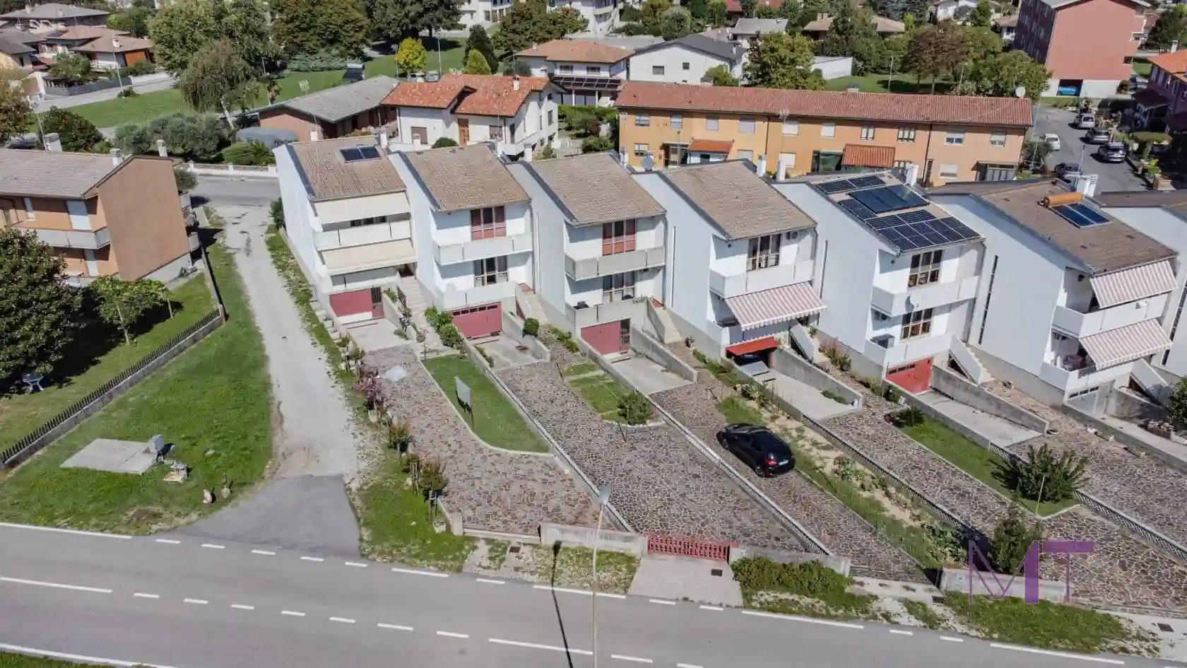 Villetta a schiera - foto 2