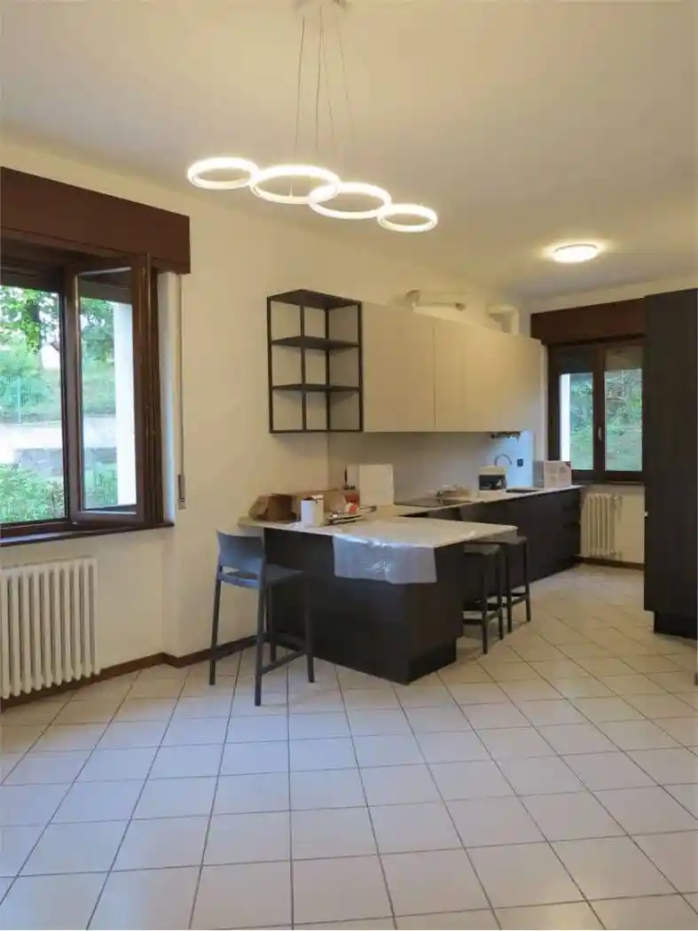 Appartamento in affitto a Villa Guardia