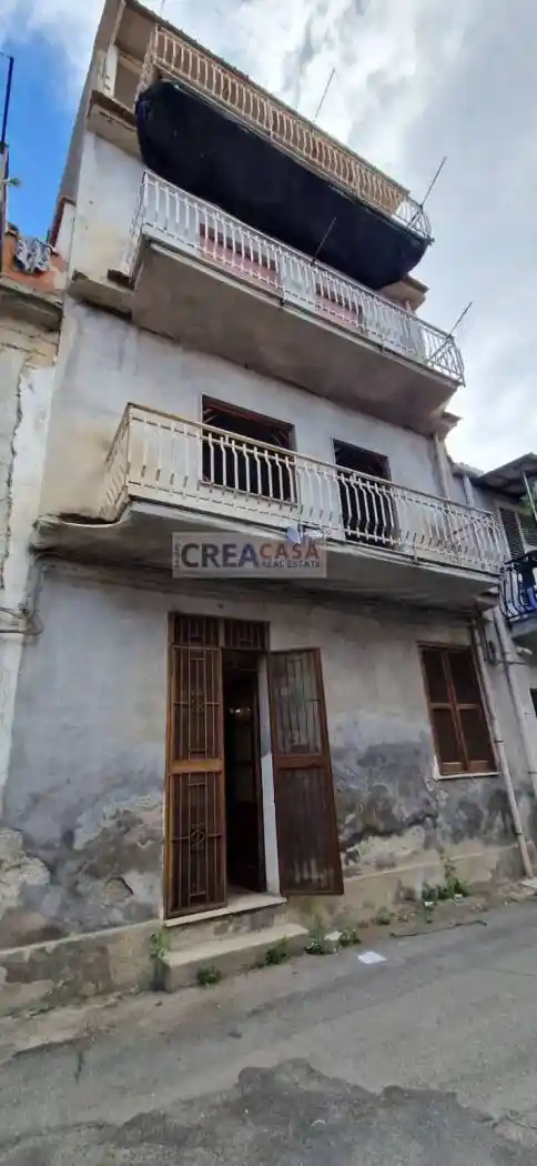 Appartamento in vendita a Gaggi