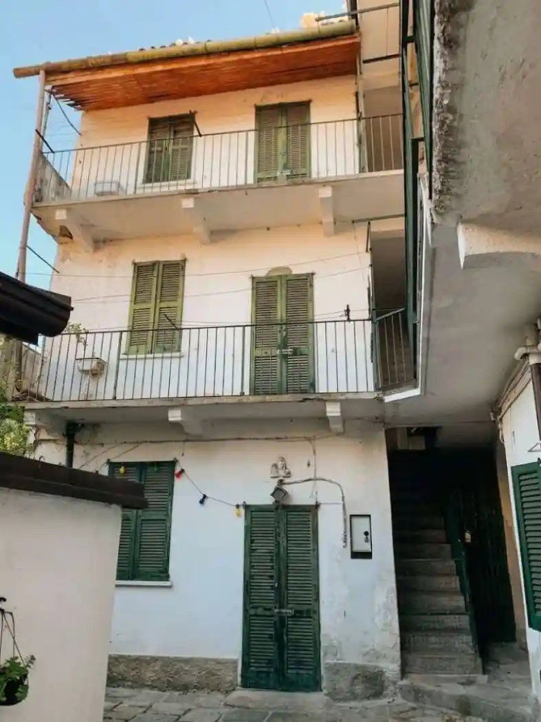Casa indipendente in vendita a Lecco