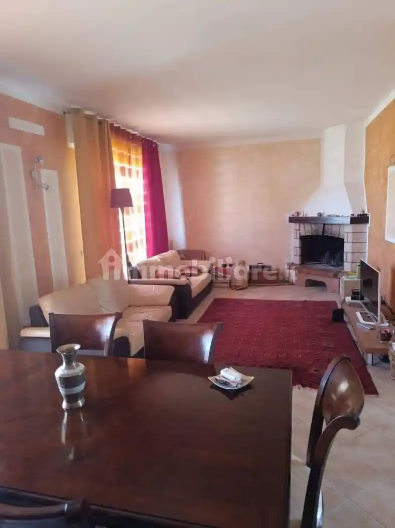 Appartamento in vendita a Cascina