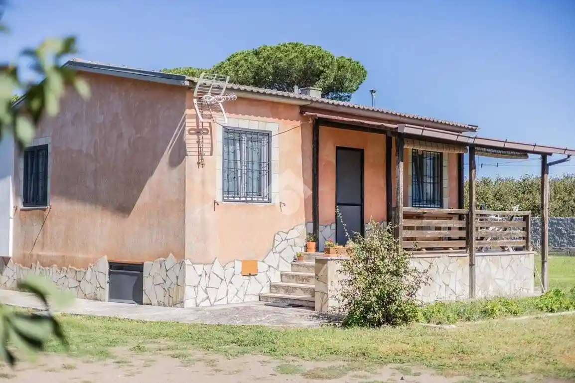 Villa in vendita a Ronciglione