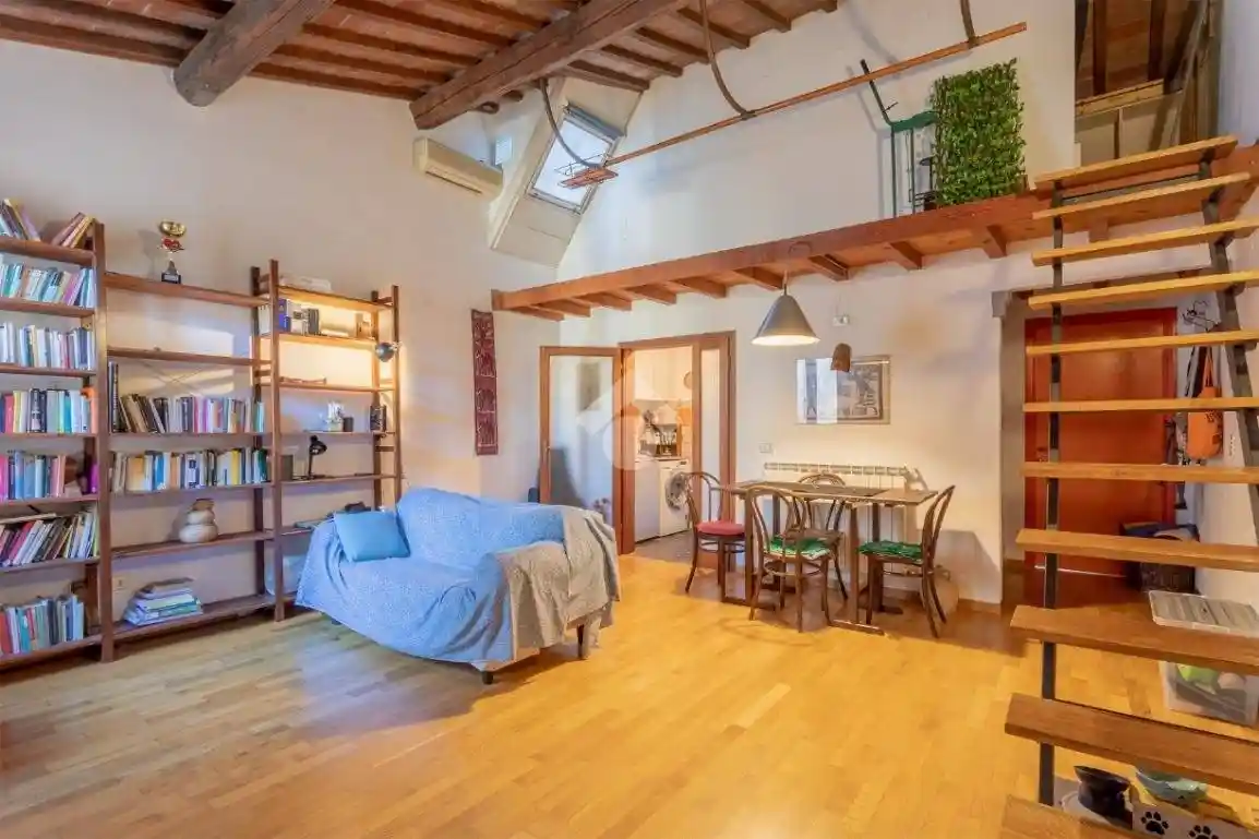 Appartamento in vendita a Firenze