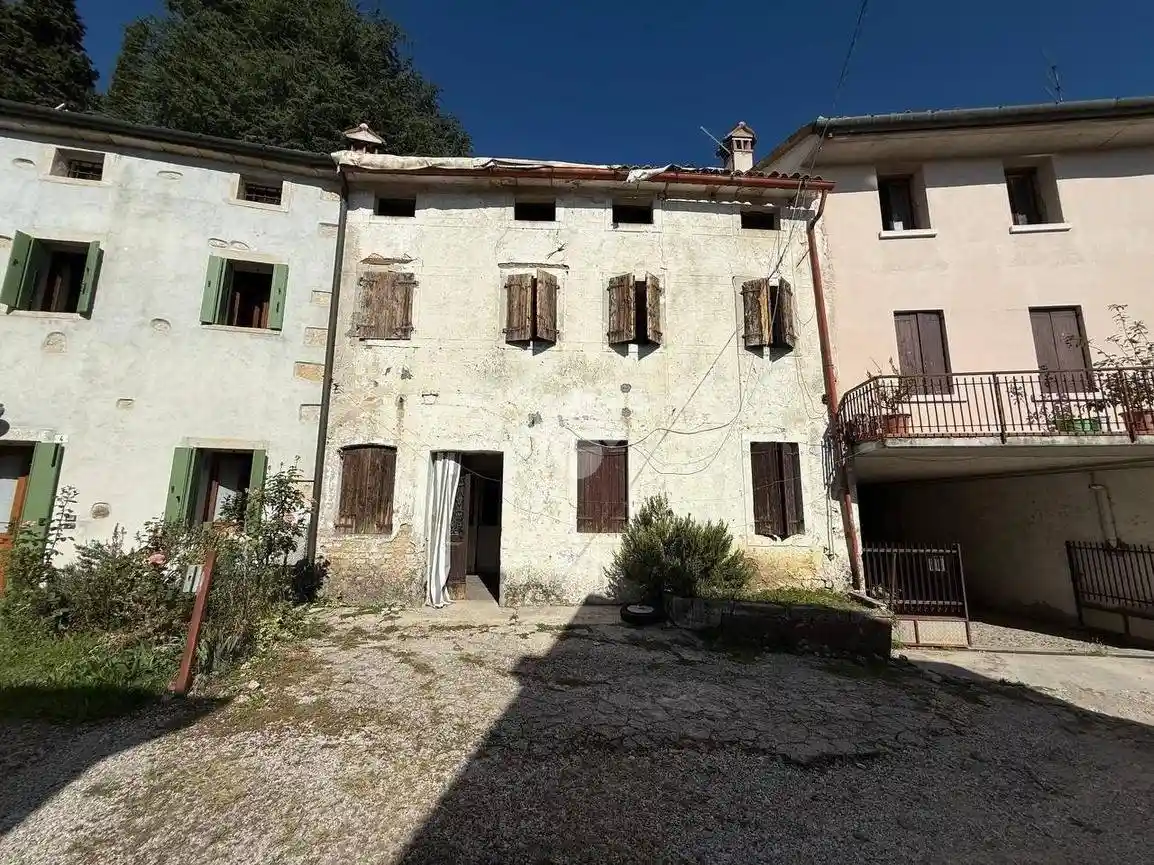 Casa indipendente in vendita a Farra di Soligo
