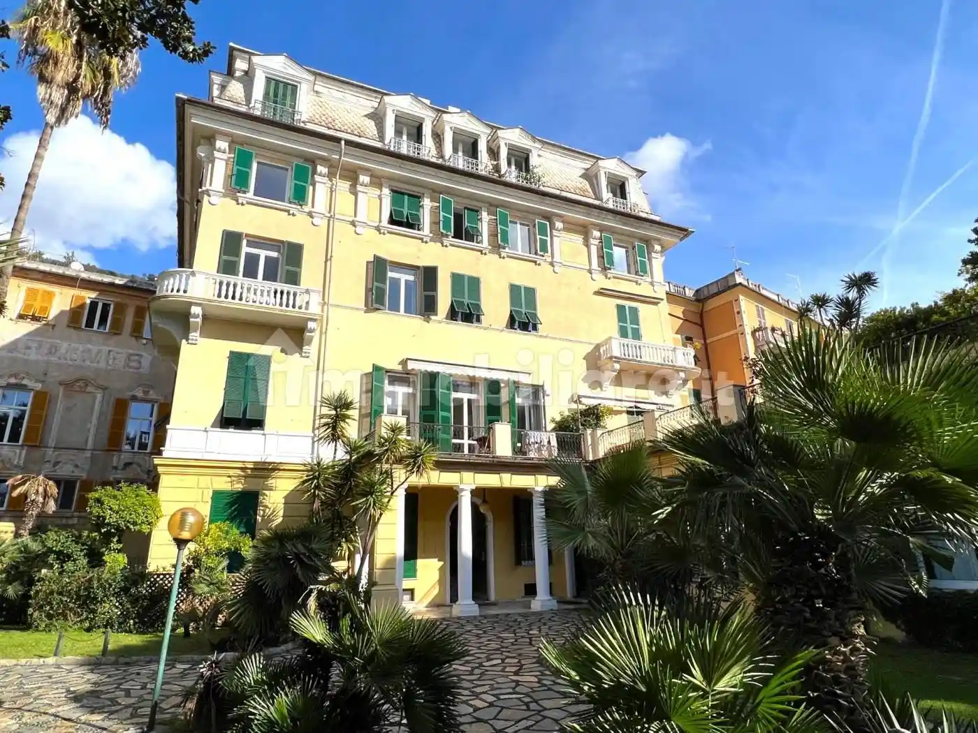 Appartamento in vendita a Genova