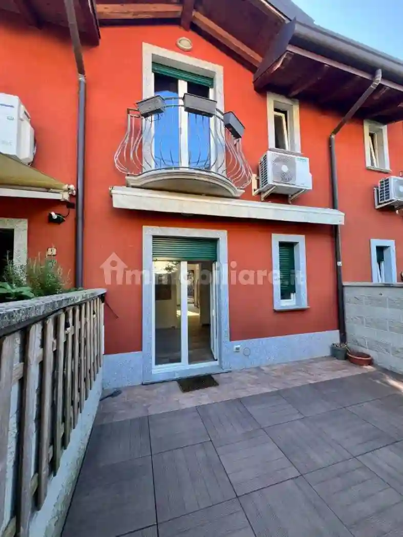 Villetta a schiera - foto 2