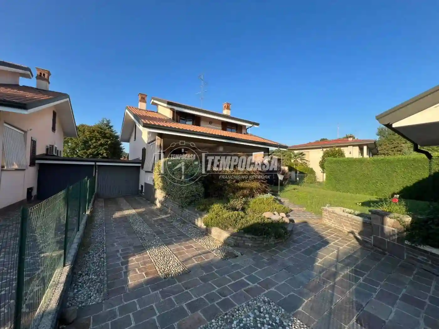 Villa - foto 2