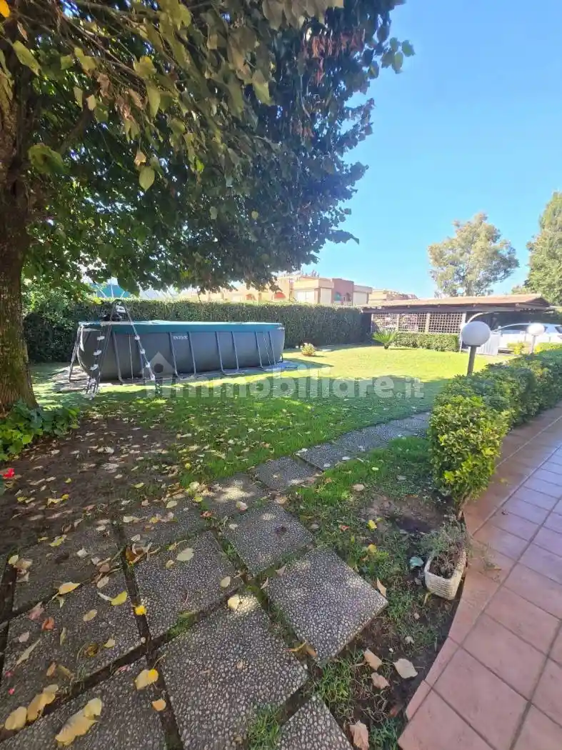 Villa in vendita a Sabaudia