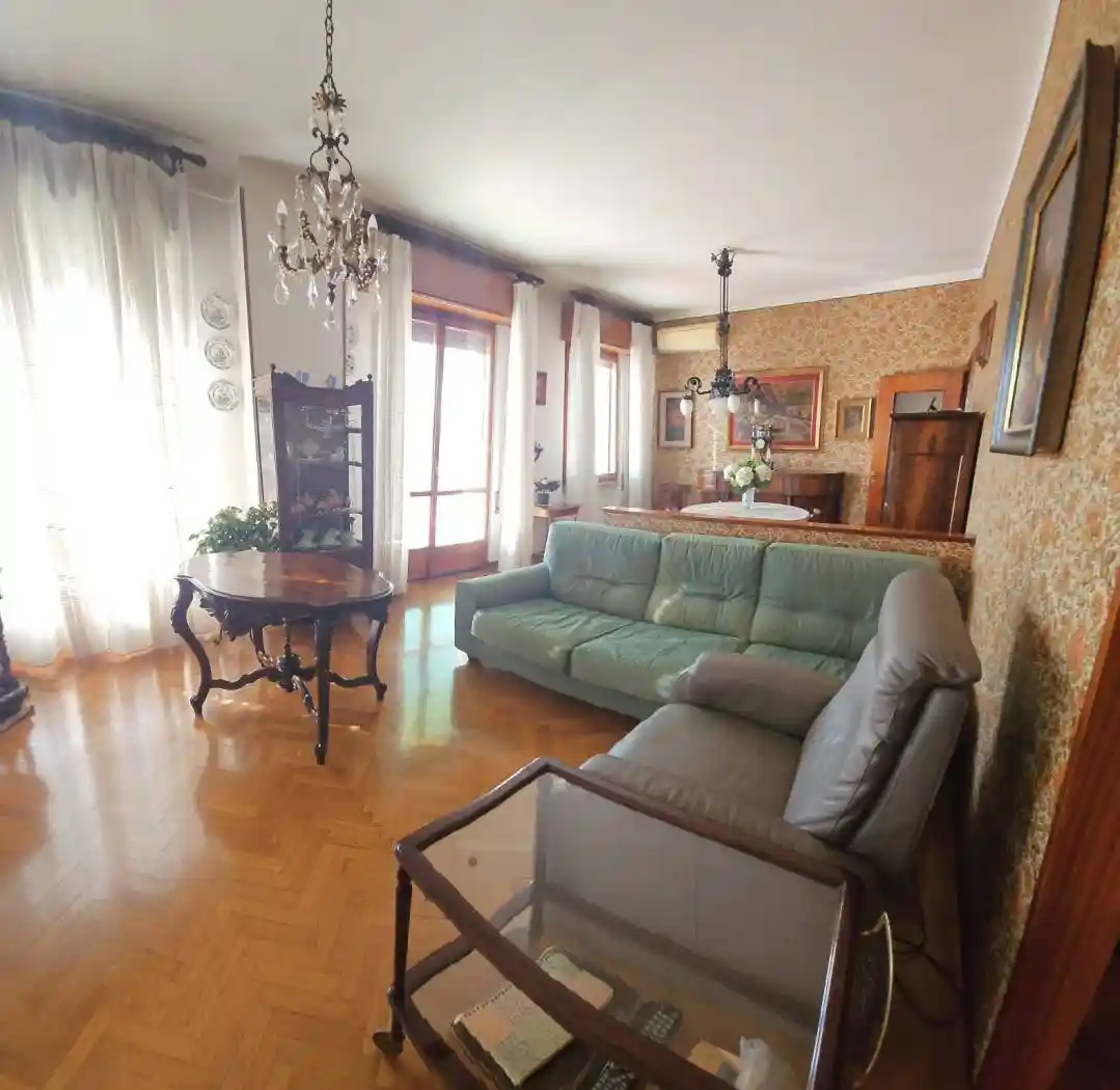 Appartamento in vendita a Cremona