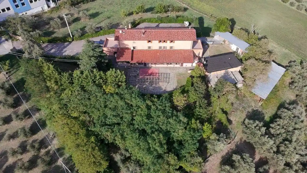 Villa in vendita a Montefiore Conca