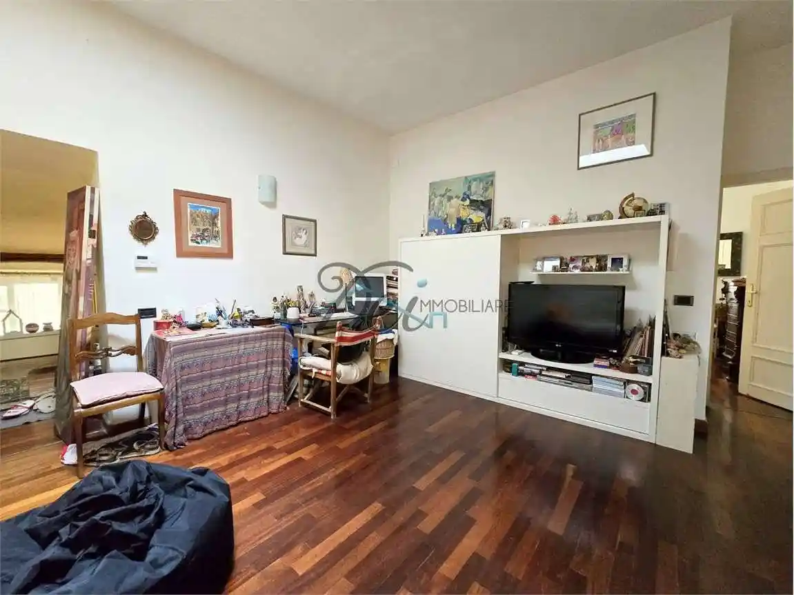 Appartamento in vendita a Lucca