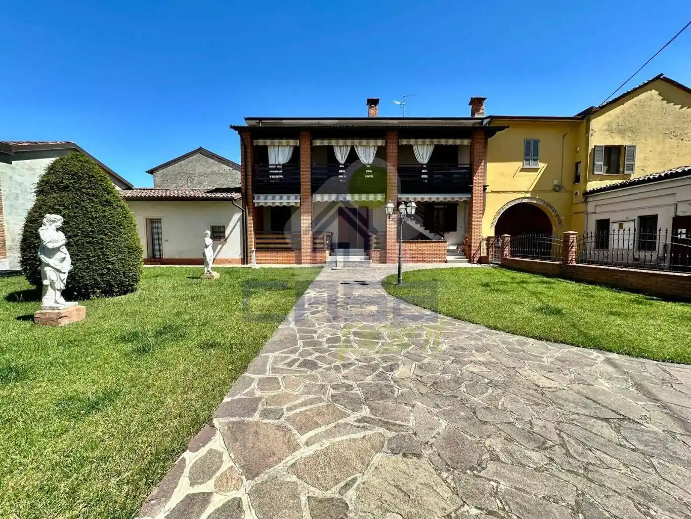 Casa indipendente in vendita a Montodine