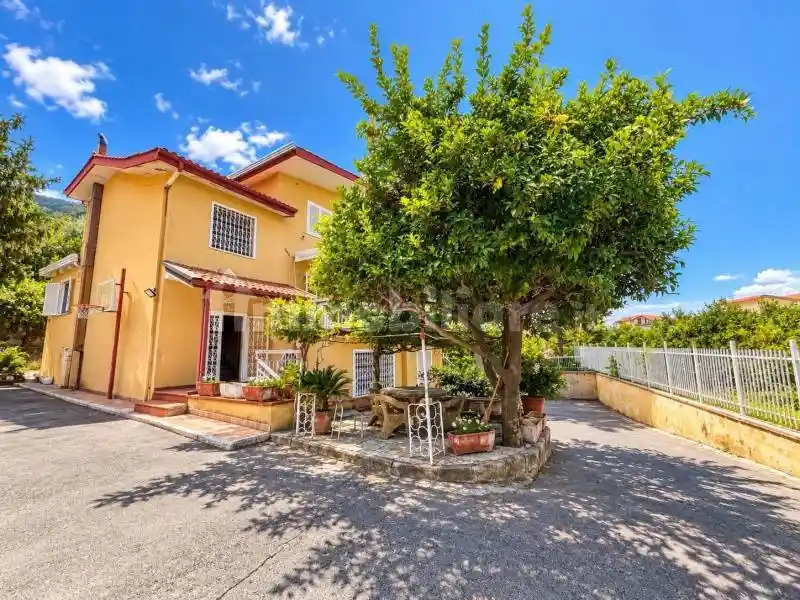 Appartamento in vendita a Castellammare di Stabia