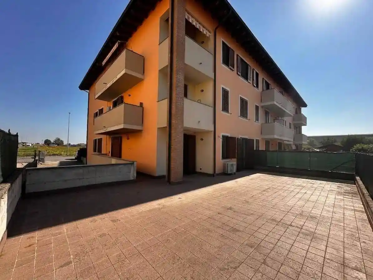 Appartamento in vendita a Castiraga Vidardo