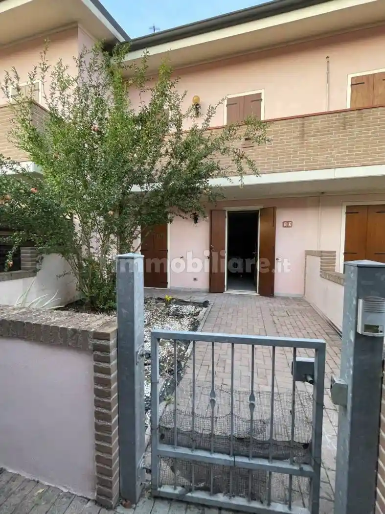 Appartamento in affitto a Borgo Virgilio