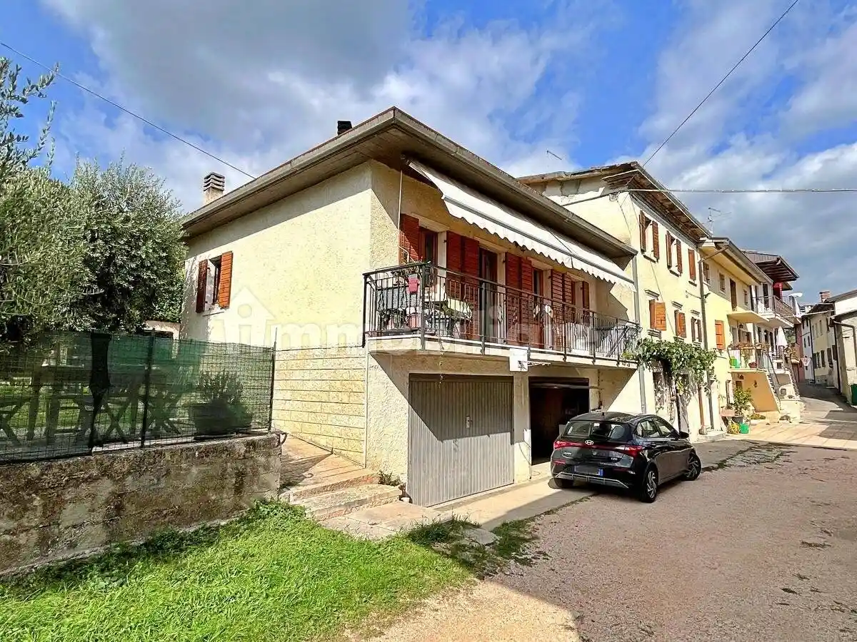 Casa indipendente in vendita a Negrar di Valpolicella