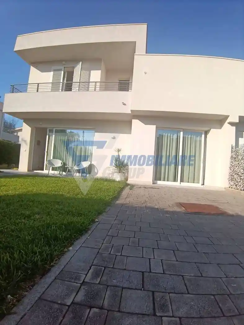 Villa in vendita a Siracusa