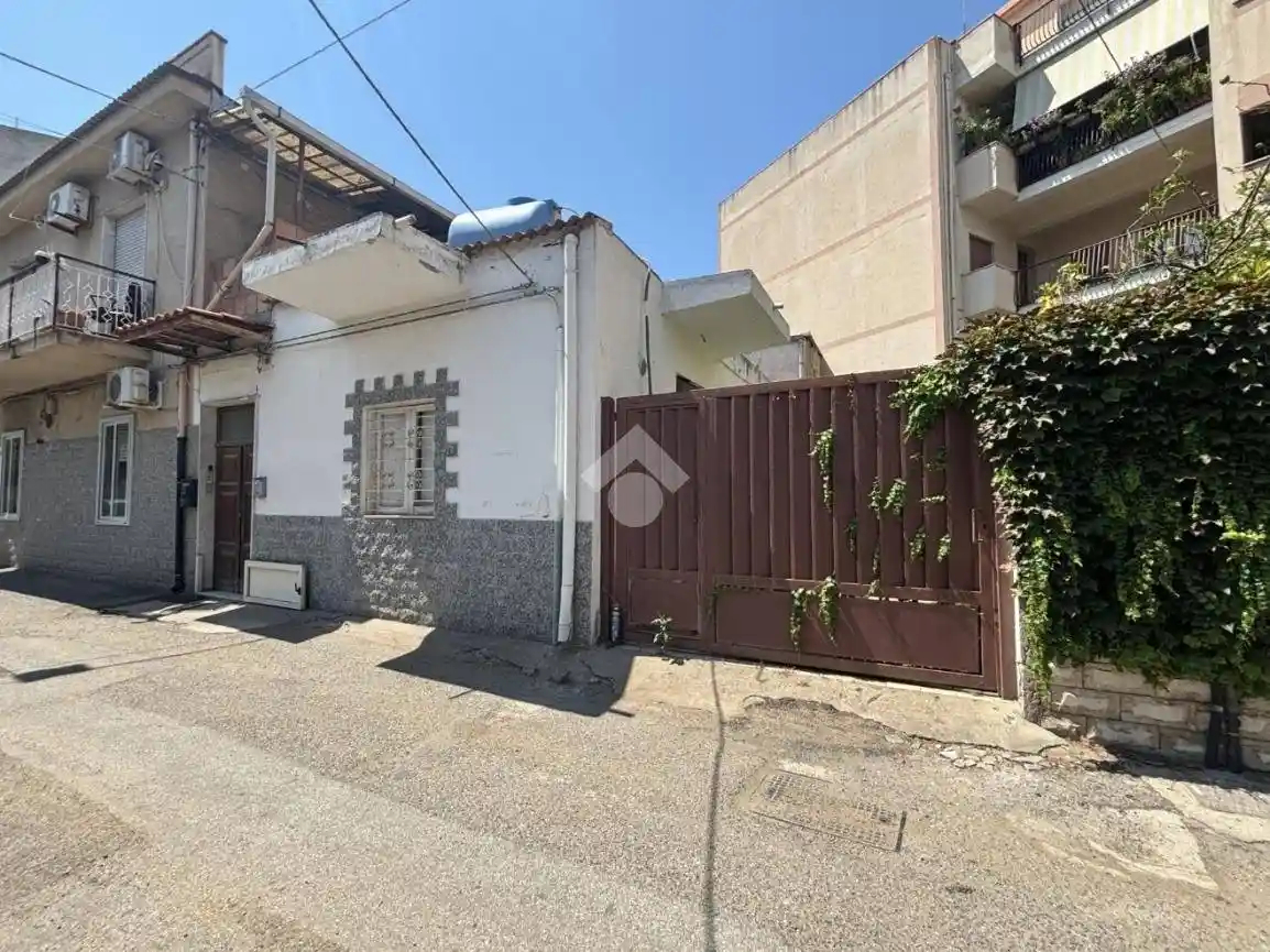 Casa indipendente in vendita a Reggio Calabria