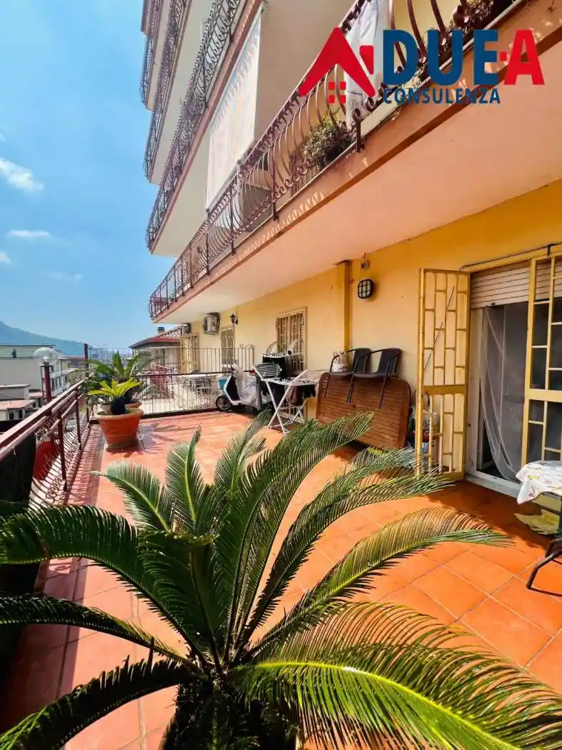 Appartamento in vendita a Napoli