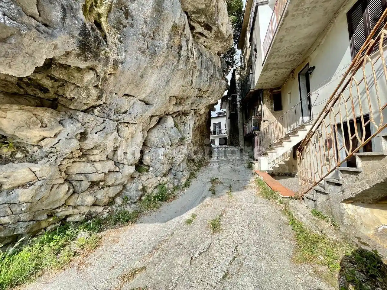 Casa indipendente in vendita a Roccabascerana