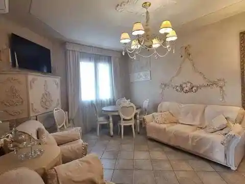 Appartamento in vendita a Collesalvetti