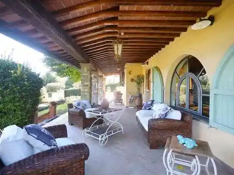 Villa in vendita a Fauglia