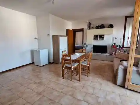 Appartamento in vendita a Collesalvetti