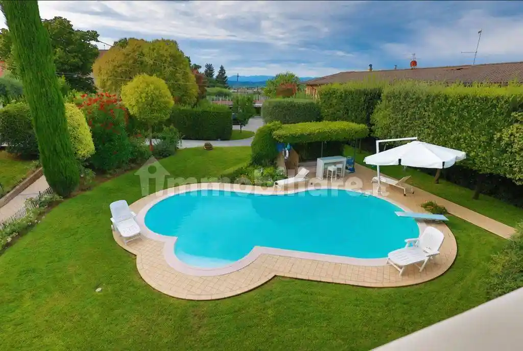 Villa in vendita a Montopoli in Val d'Arno