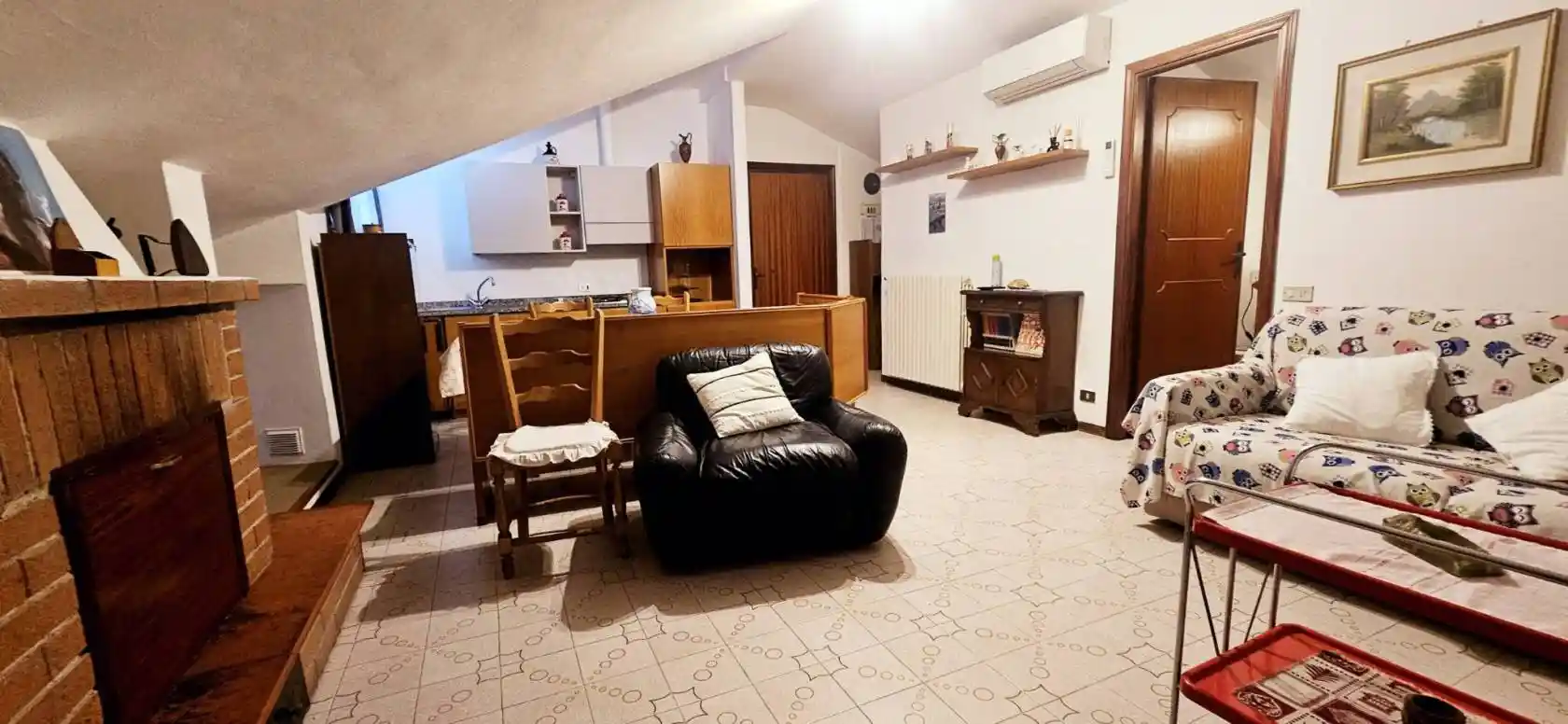 Appartamento in affitto a Carrara