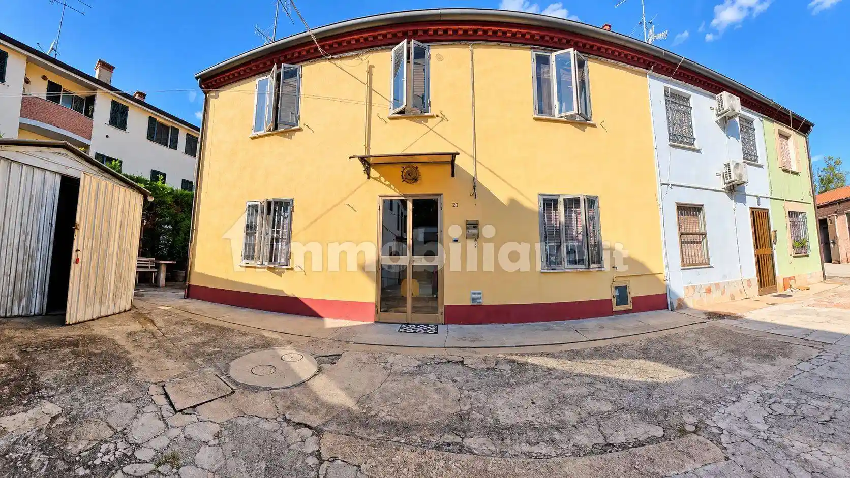 Casa indipendente in vendita a Ferrara