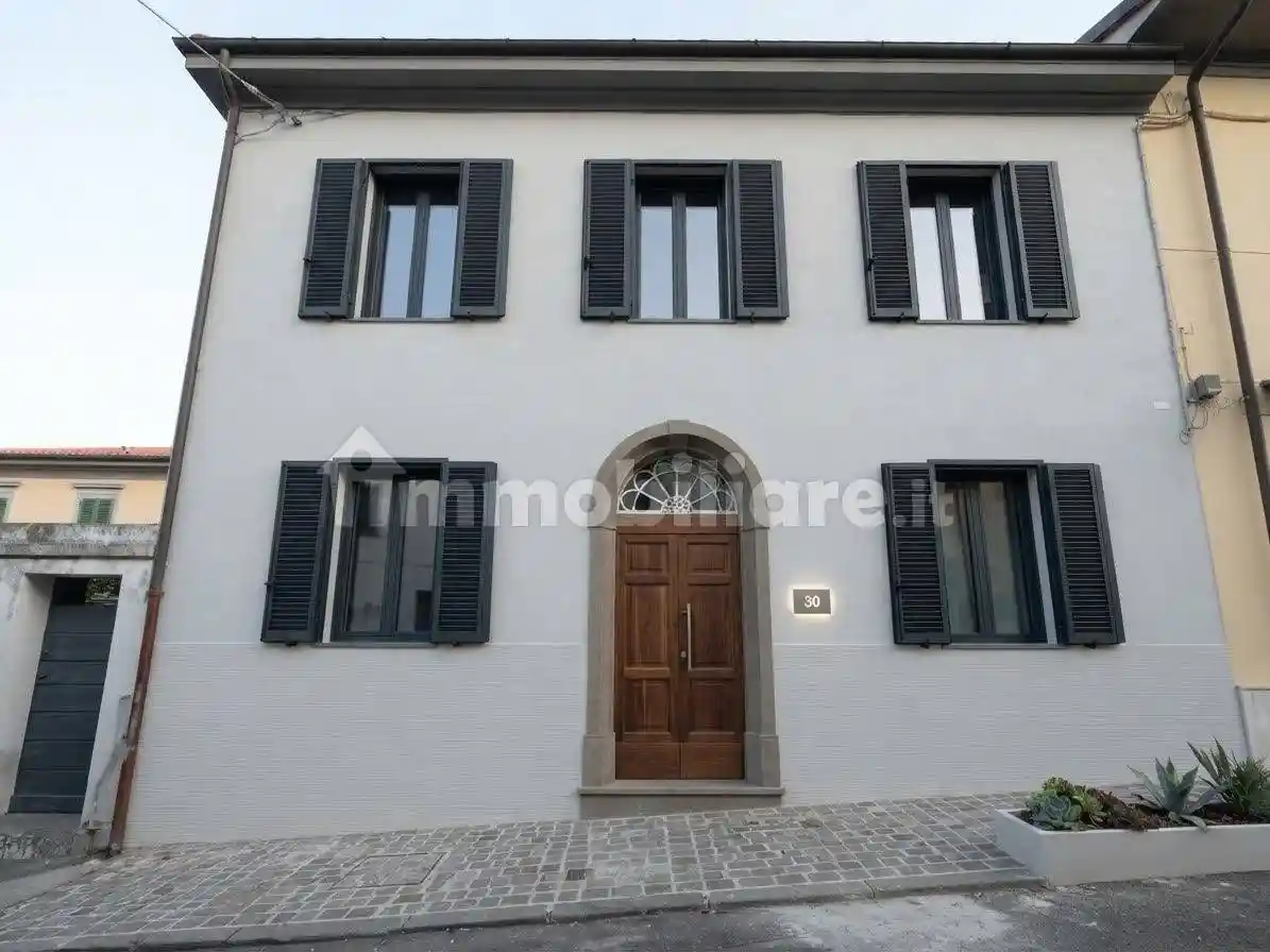 Casa indipendente in vendita a Collesalvetti