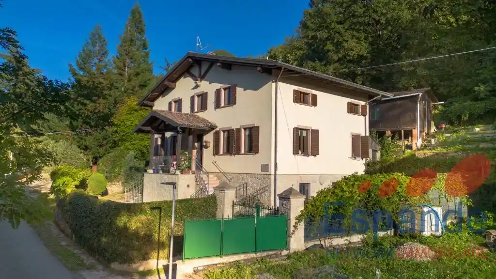 Casa indipendente in vendita a Grizzana Morandi