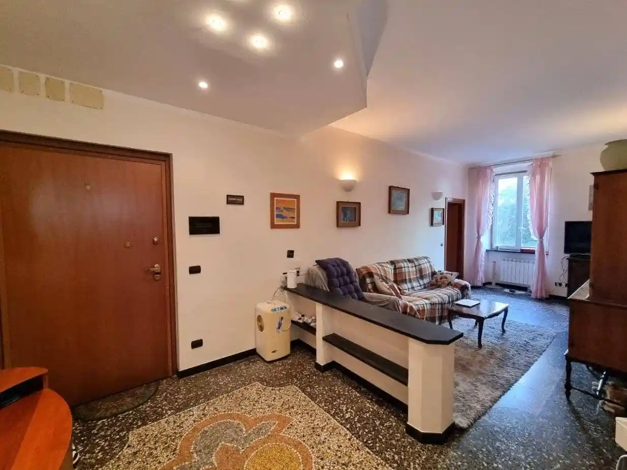 Appartamento in vendita a Genova