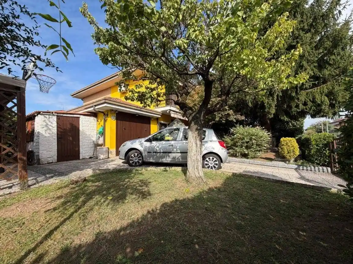 Villa in vendita a Arzago d'Adda