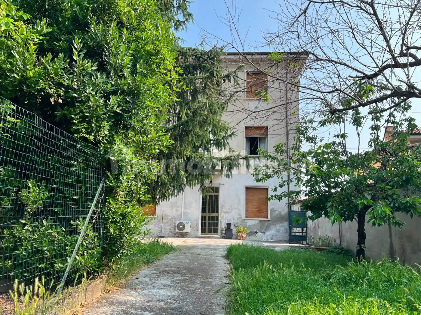 Appartamento in vendita a Lungavilla