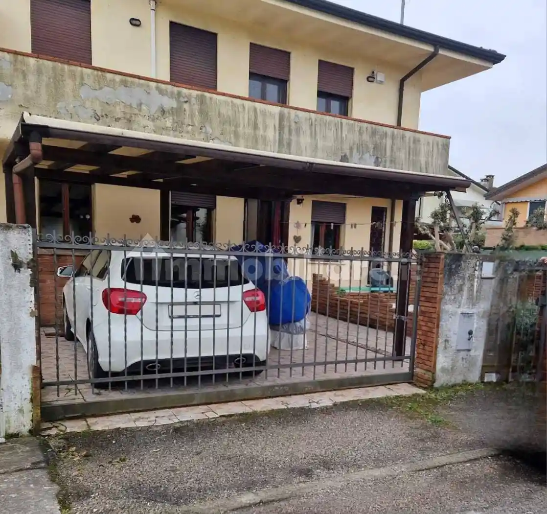 Appartamento in vendita a Rovigo