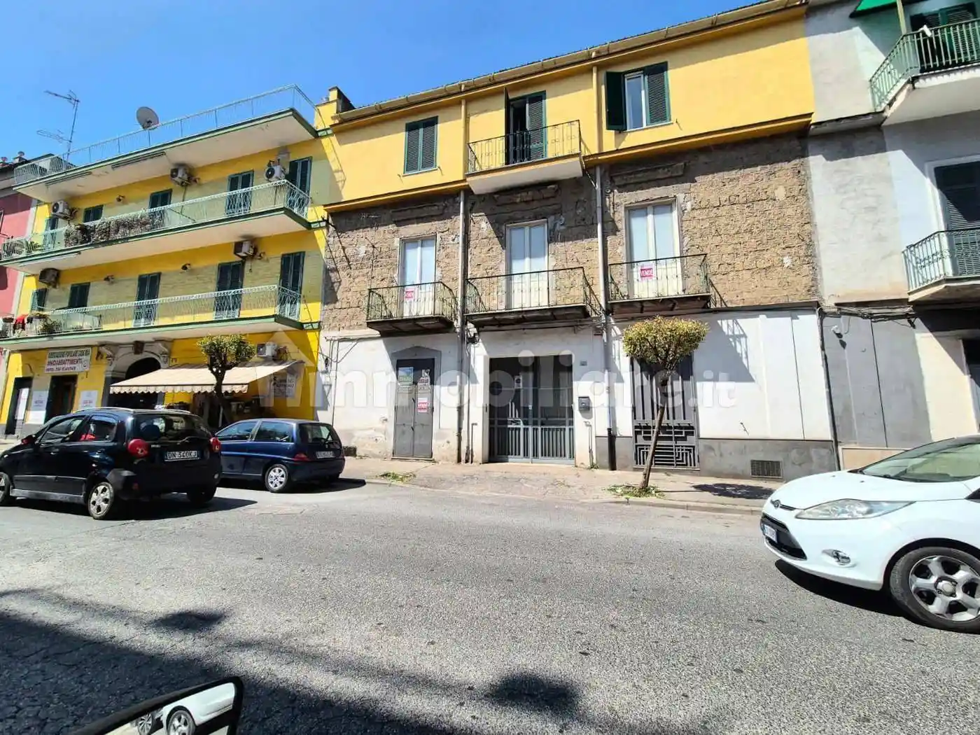 Palazzo - Edificio in vendita a Afragola