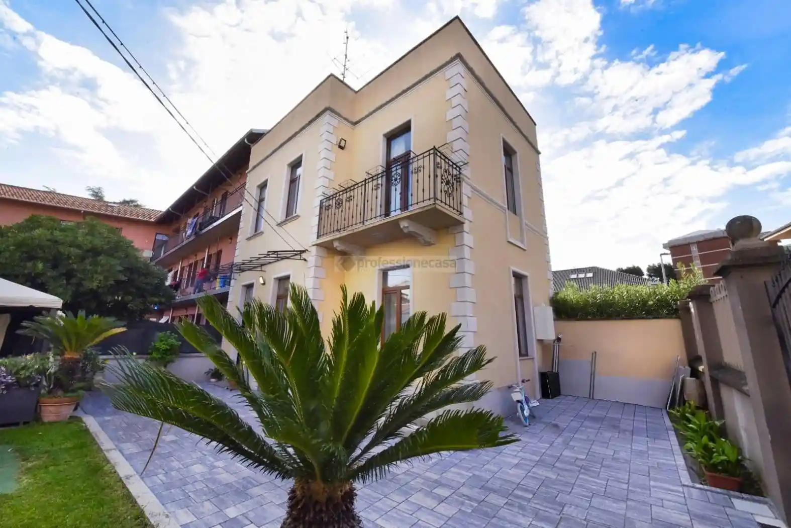 Villa in vendita a Desio