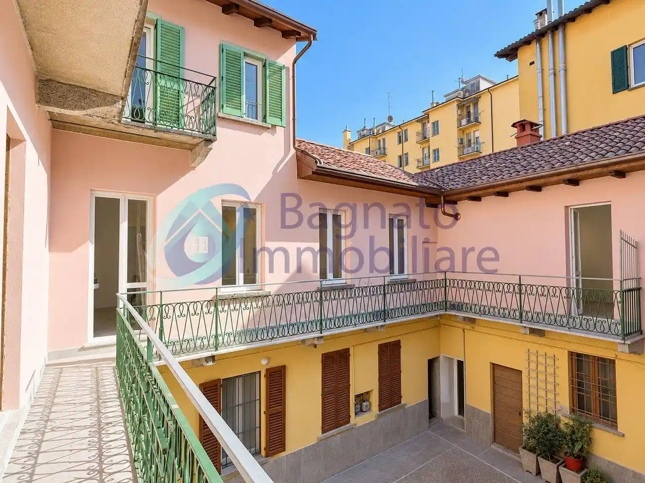 Appartamento in vendita a Novara