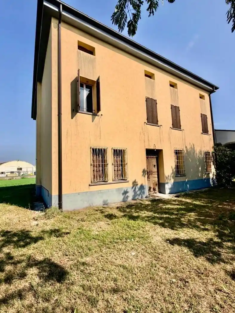 Rustico - Casale in vendita a Quistello