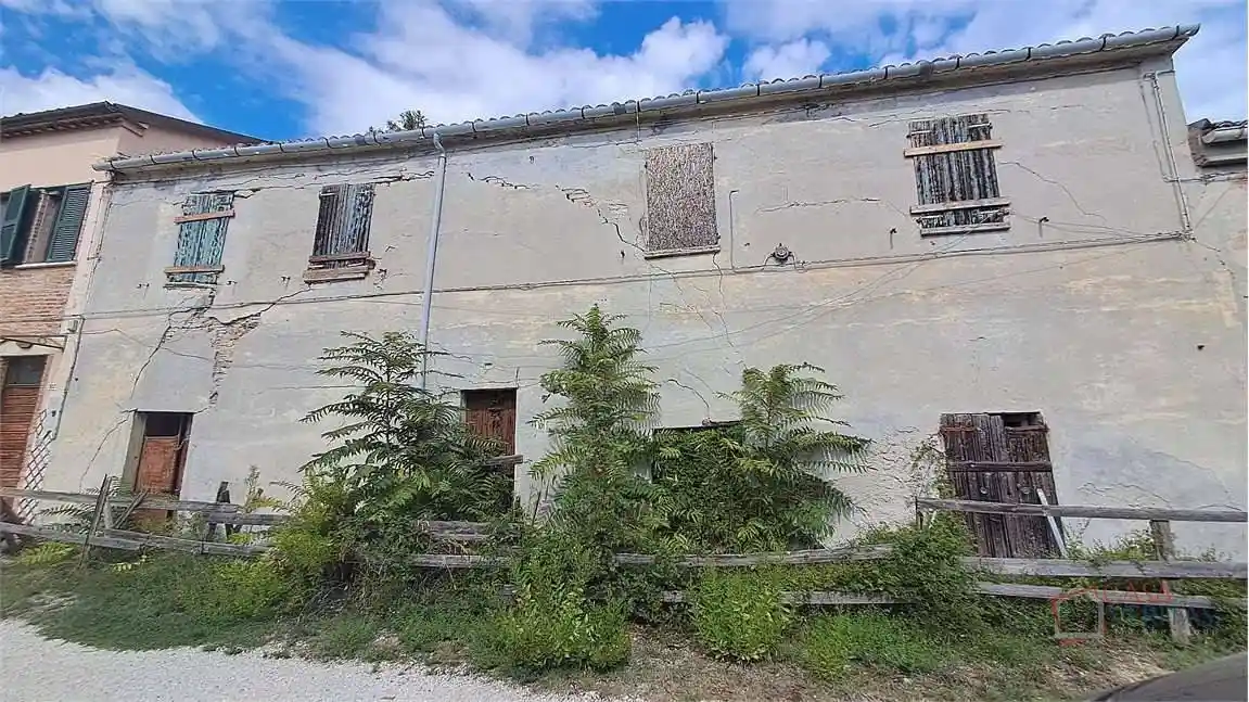 Rustico - Casale in vendita a Ancona