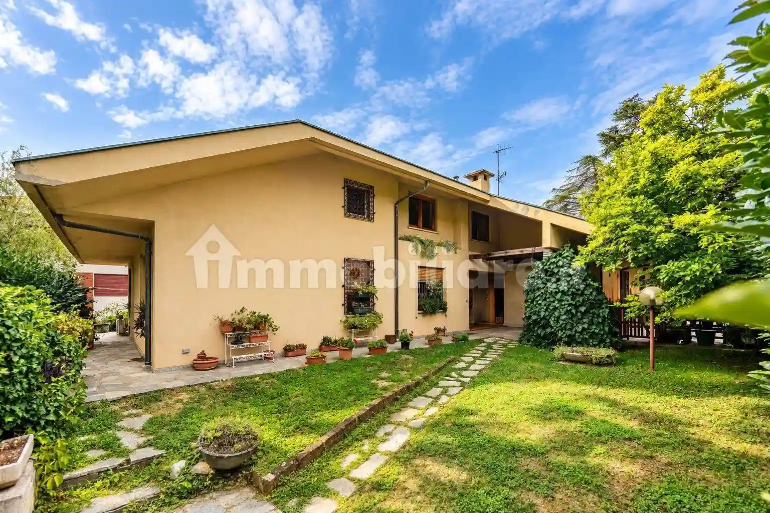 Villa - foto 2