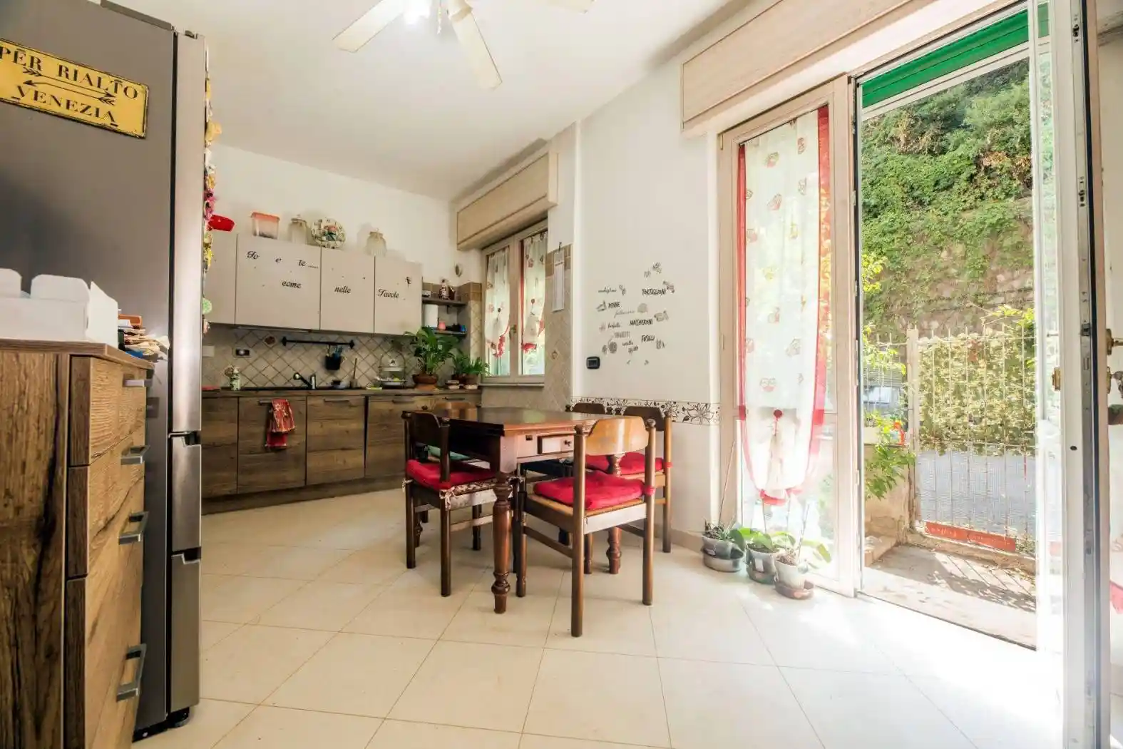 Appartamento in vendita a Genova
