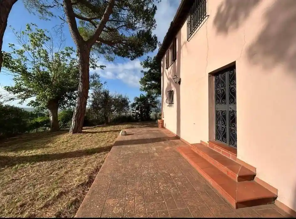 Villa in vendita a Palaia