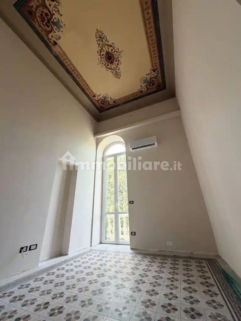 Appartamento in vendita a Pietra Ligure