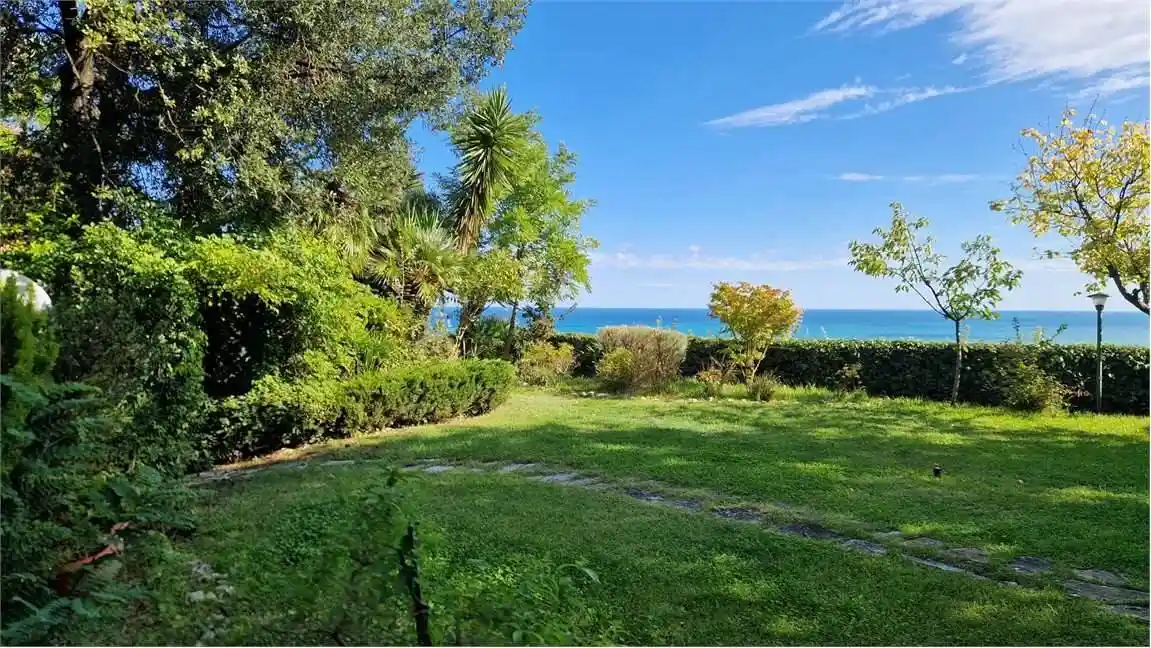 Appartamento in vendita a Ancona