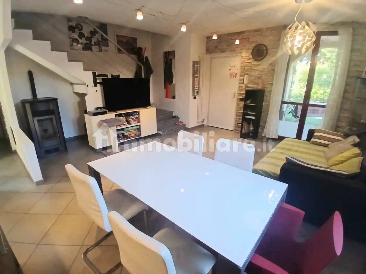 Villa in vendita a Broni