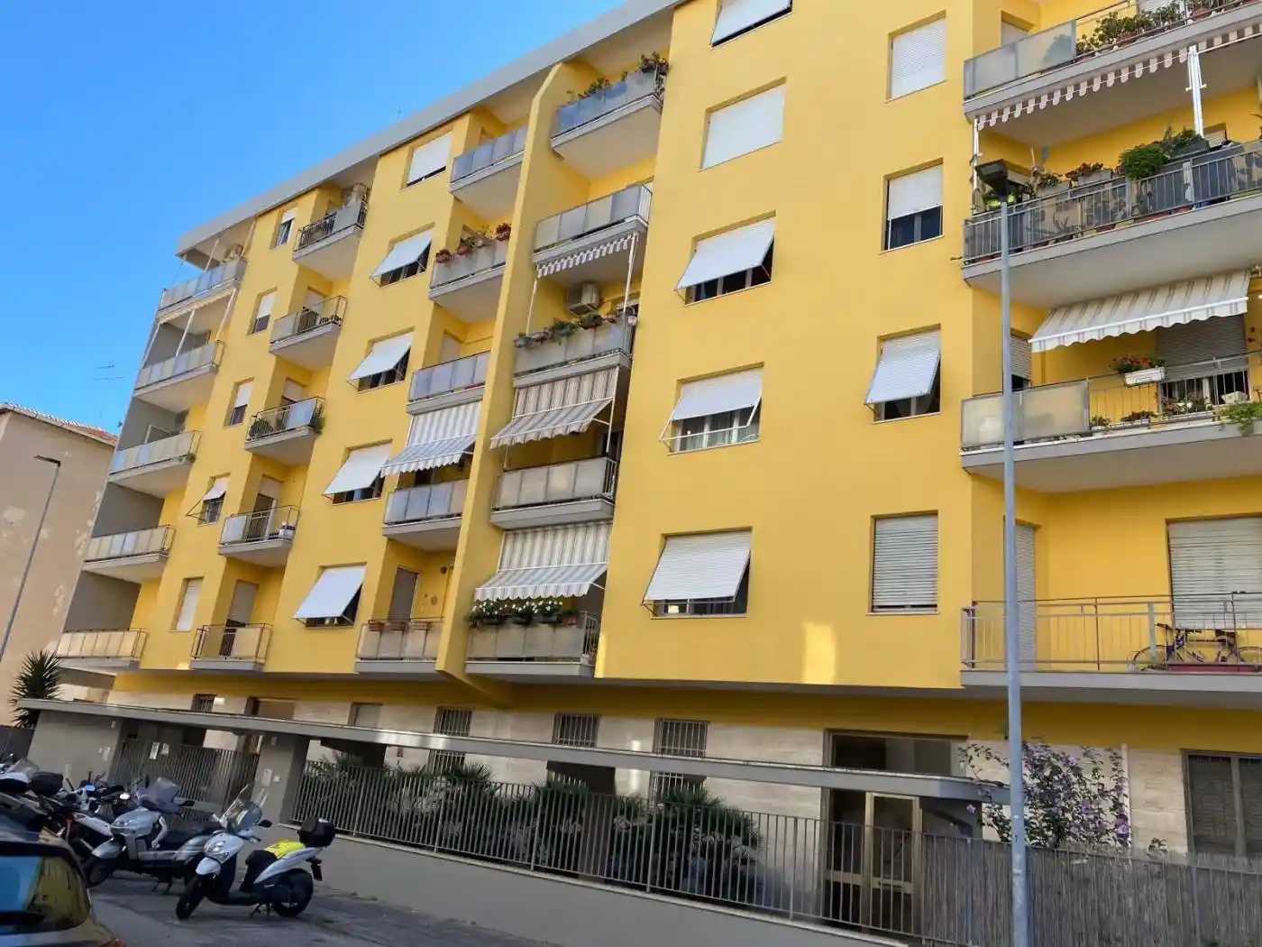 Appartamento in vendita a Livorno