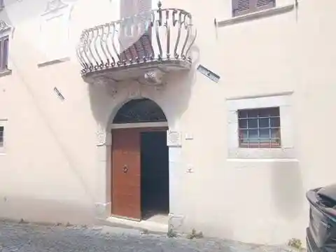 Appartamento in vendita a Barete